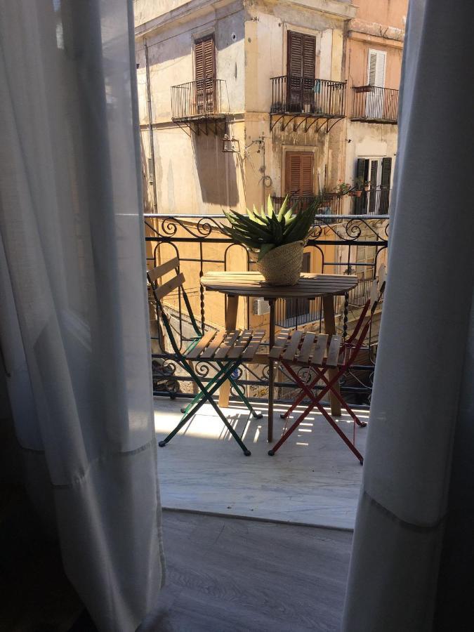 Suiteinpalermo - Case Vacanze Nel Centro Storico Ngoại thất bức ảnh